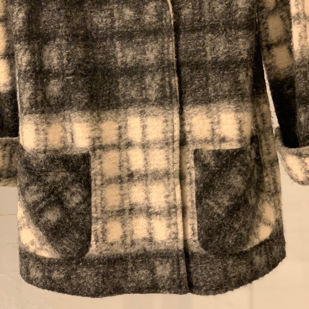 Warm Fall Jacket - Picture 3 of 7